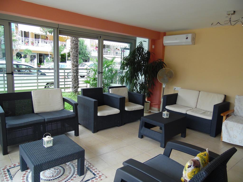 Four Seasons 2 Apartment Paralia Katerinis Exterior photo